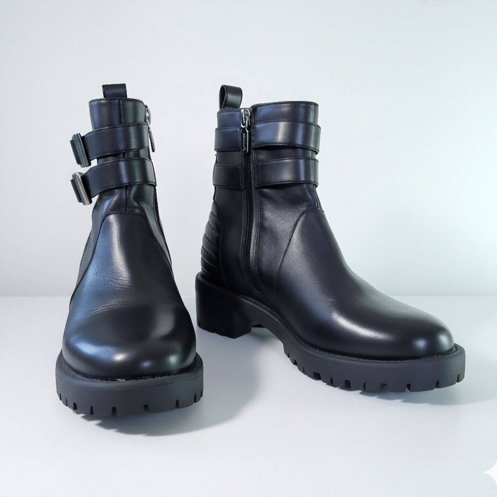 Blondo Size 8 Booties Weatherproof Leather Fleece Lined Rugged Biker Zipp Buckle